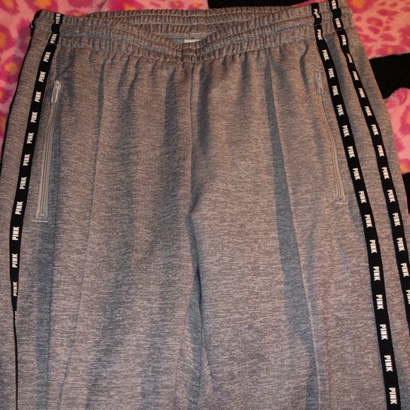 Track pants - Picture 1 of 4